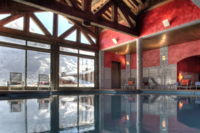 Pool-les-Suites-du-Montana