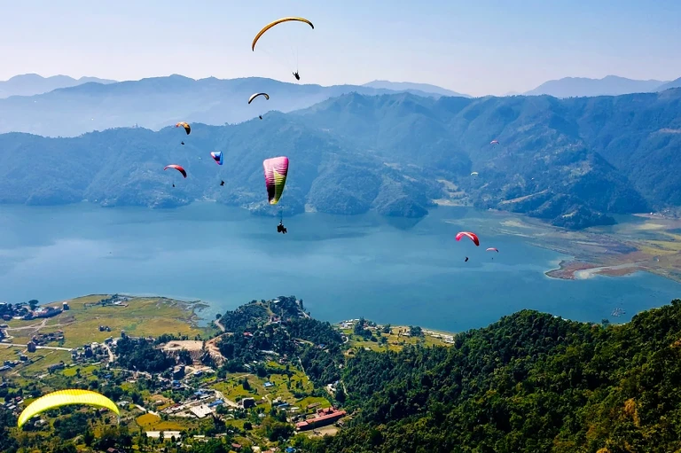 Pokhara-Paragliding