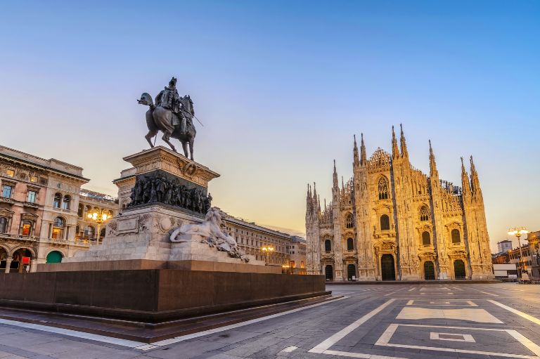 Katedralen i Milano, Italien