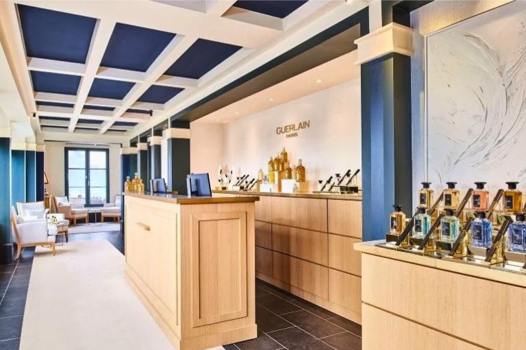 Receptionen i Spa Guerlain på Le Grand Hotel Bordeaux, Frankrig