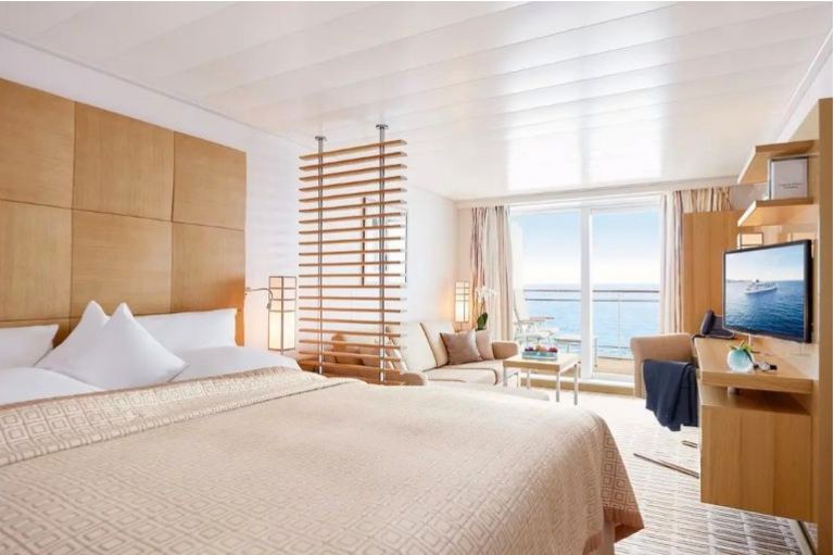 Veranda Suite ombord på Europa 2, Hapag-Lloyd Cruises