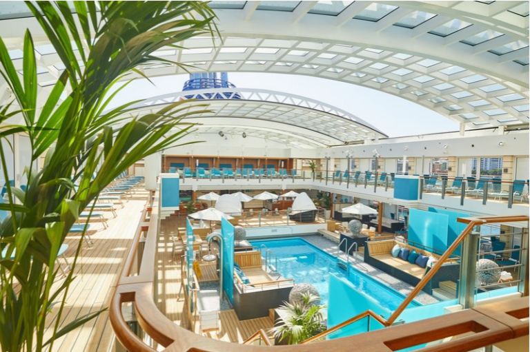 Pool ombord på Europa 2, Hapag-Lloyd Cruises