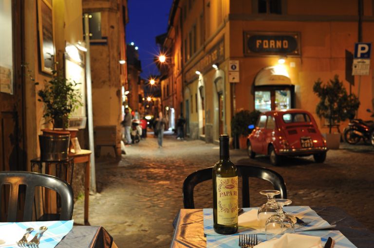 Lokalt spisested i Rom, Italien