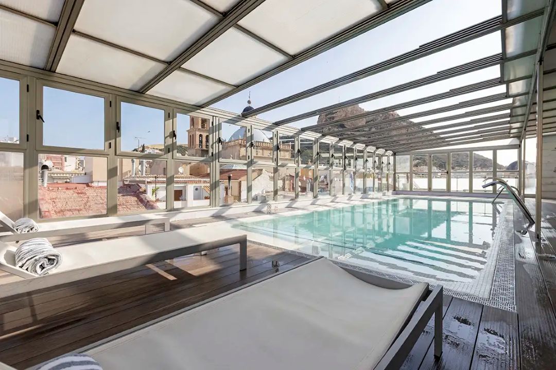 Pool og Bodyna Spa på Hospes Amérigo, Spanien Pool og Bodyna Spa på Hospes Amérigo, Spanien