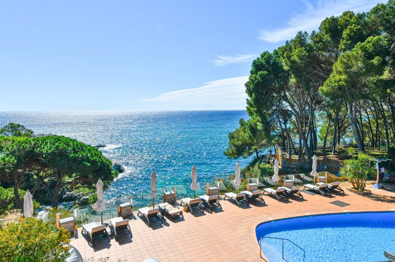 Poolen på Hotel Cala del Pi, Spanien