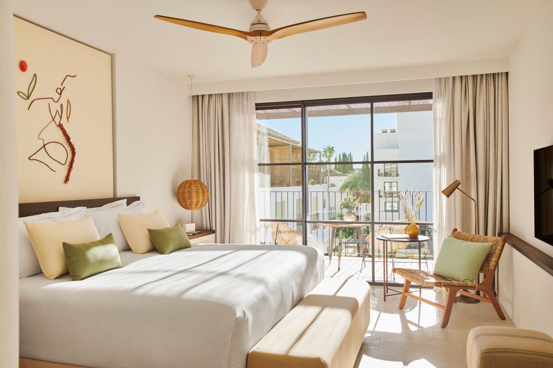 Deluxe Room på La Zambra Resort, Spanien