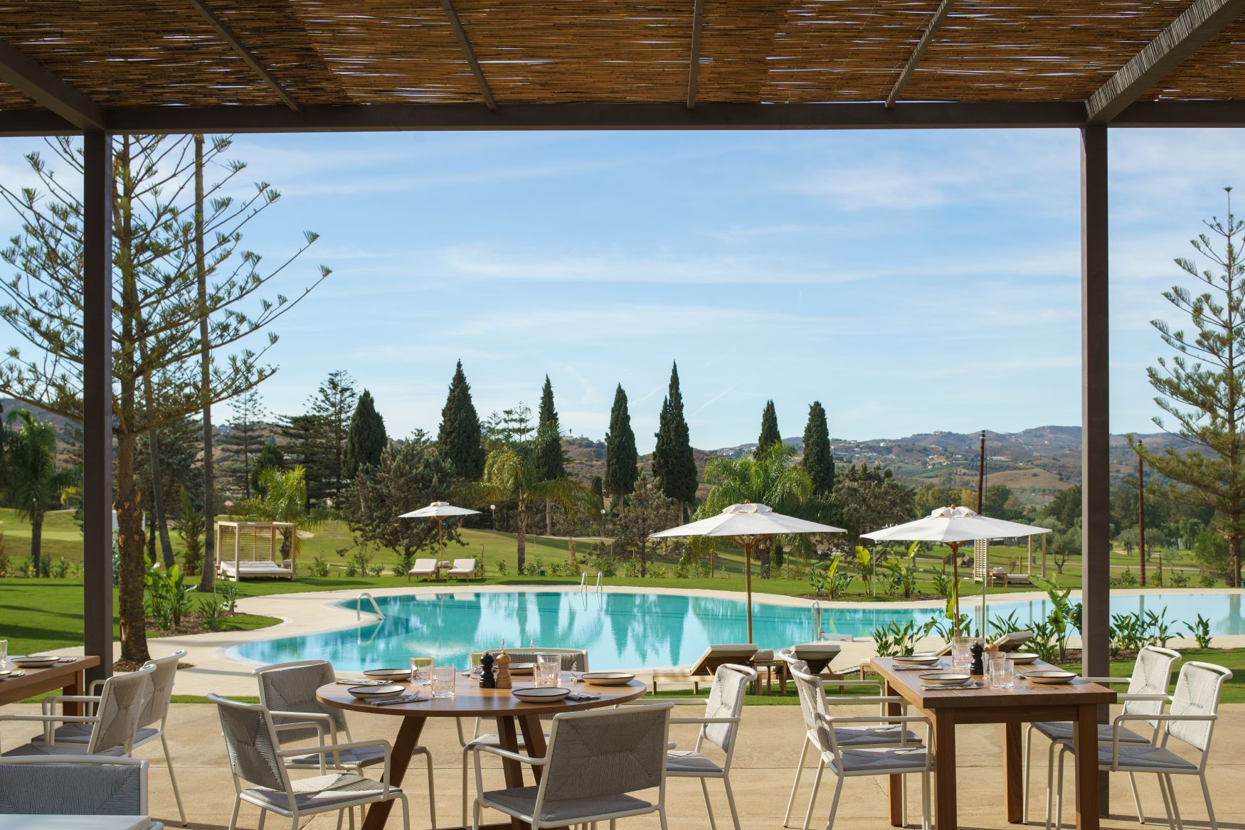 La Bartola Restaurant og pool på La Zambra Resort, Spanien