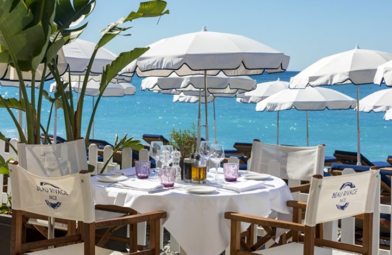 Restauranten på Plage Beau Rivage, Nice