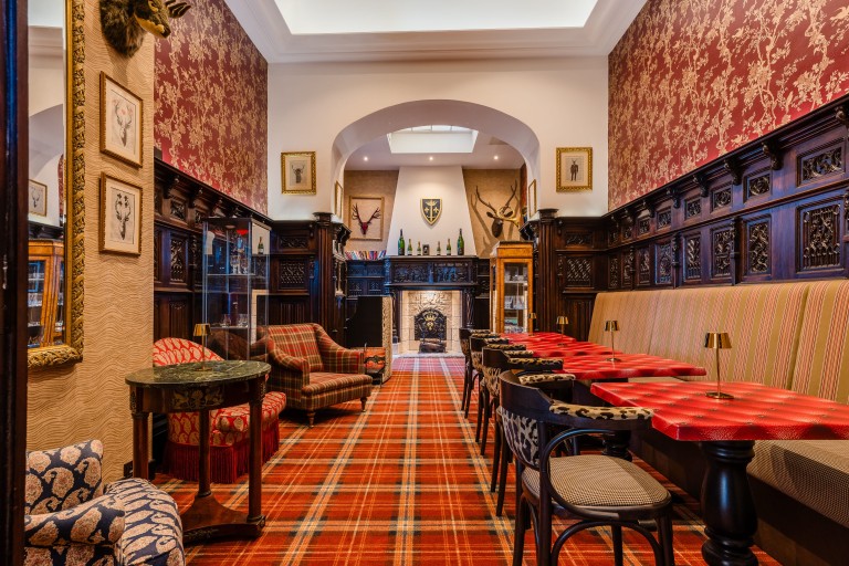 Horse Guard Bar, Hotel West End Nice, Frankrig