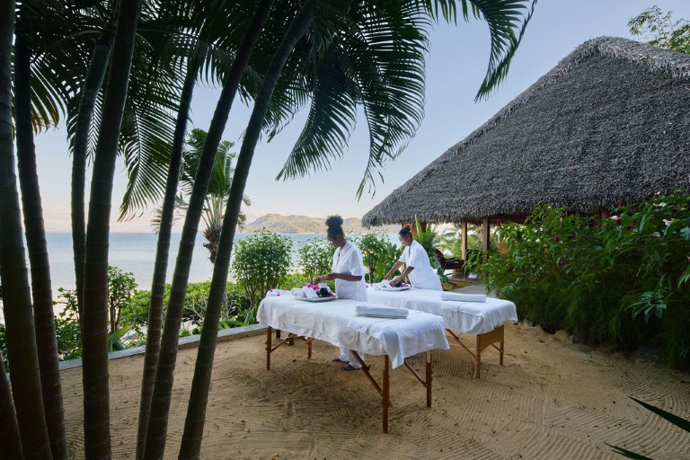 Madagaskar-Tsara Komba-massage