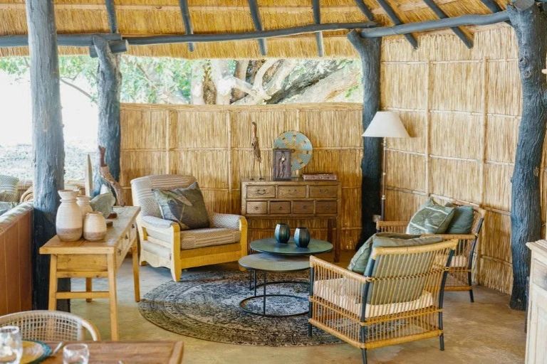 Lounge område på Time + Tide Mchenja, Zambia, Afrika